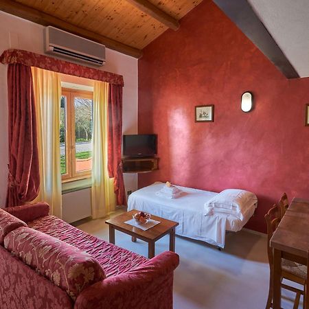 Hotel Casanova - Wellness Center La Grotta Etrusca San Quirico dʼOrcia Exterior foto