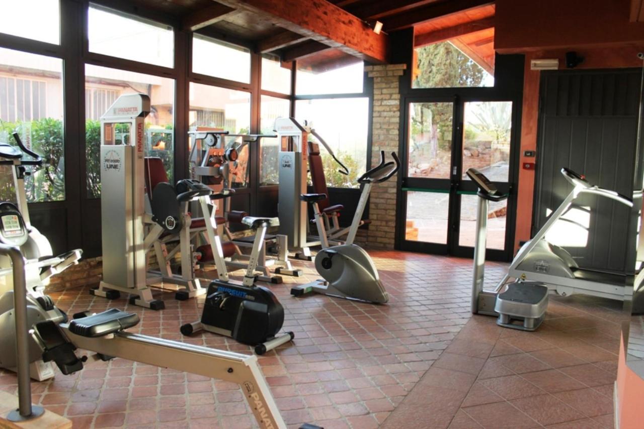 Hotel Casanova - Wellness Center La Grotta Etrusca San Quirico dʼOrcia Exterior foto