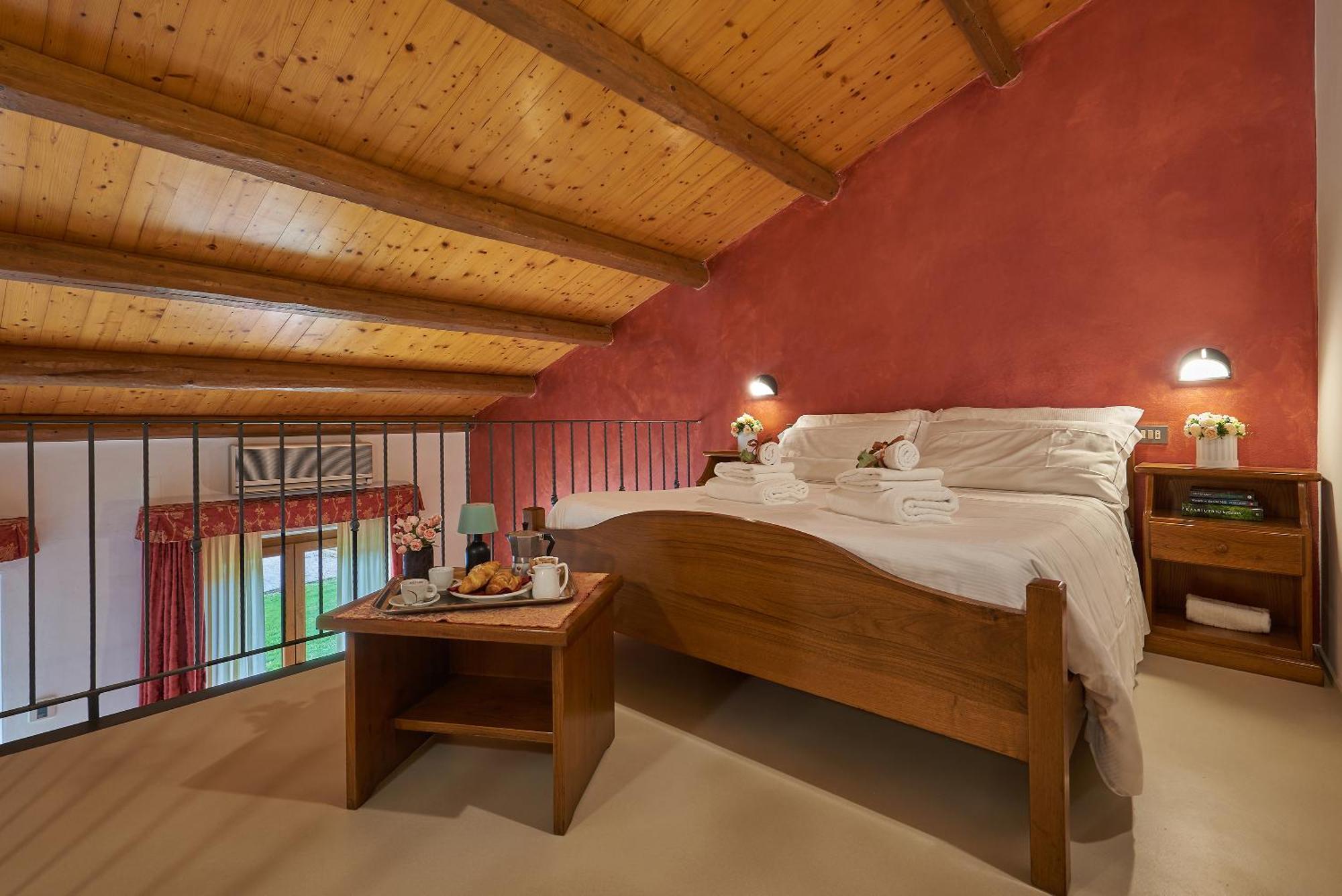 Hotel Casanova - Wellness Center La Grotta Etrusca San Quirico dʼOrcia Exterior foto