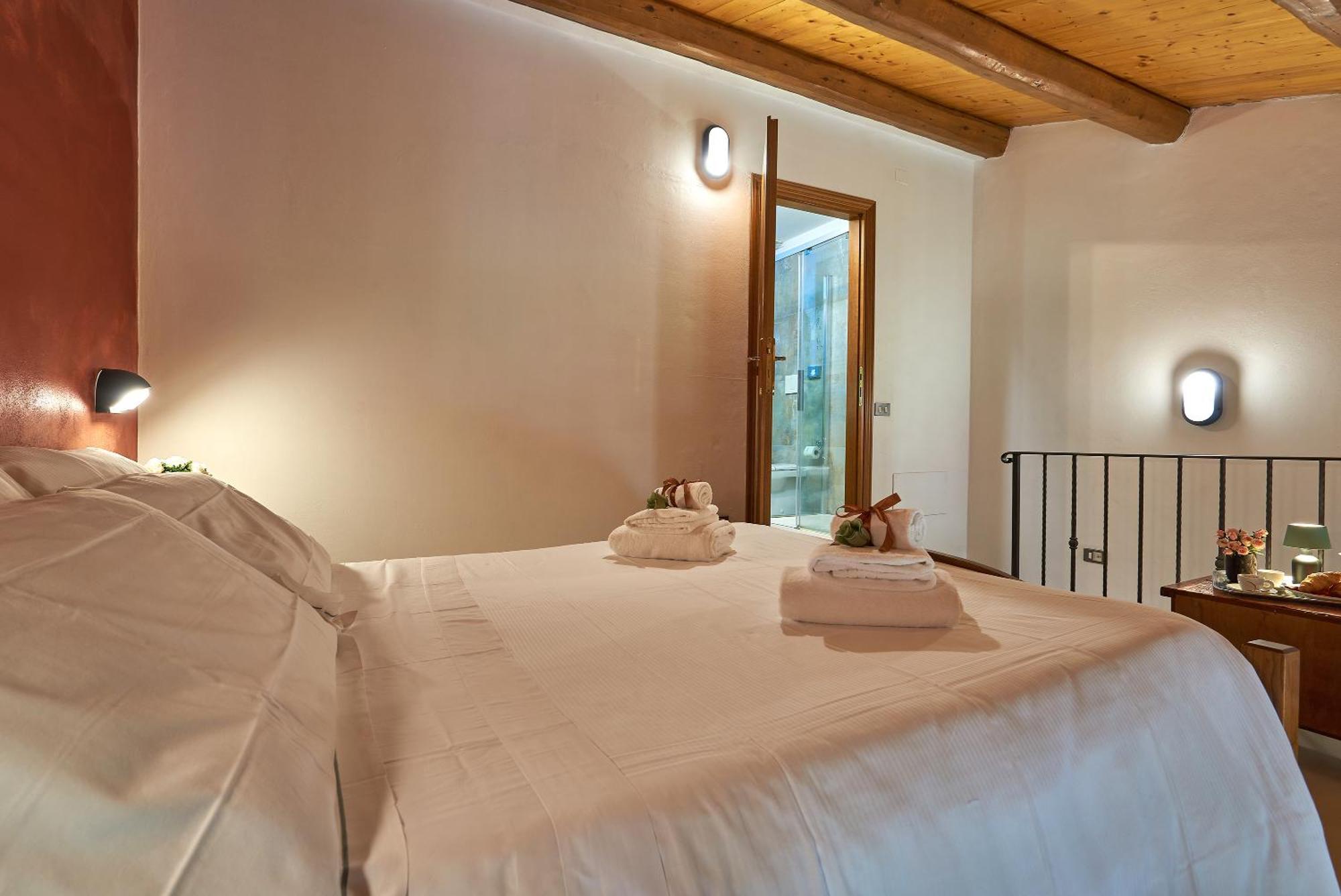 Hotel Casanova - Wellness Center La Grotta Etrusca San Quirico dʼOrcia Exterior foto