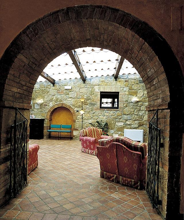 Hotel Casanova - Wellness Center La Grotta Etrusca San Quirico dʼOrcia Exterior foto